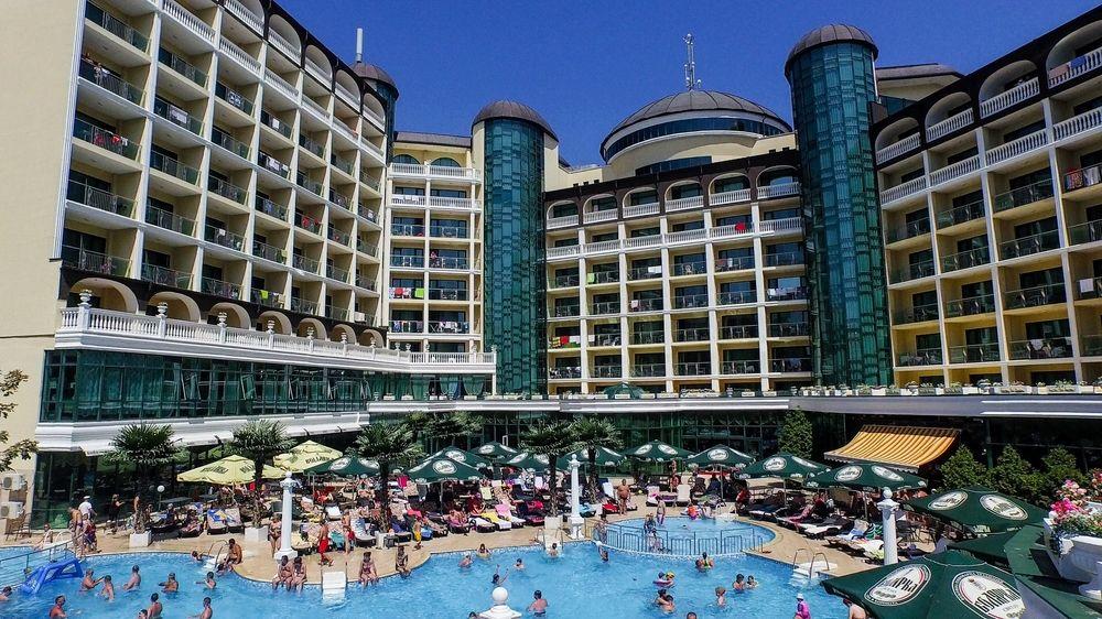 Planeta Hotel & Aquapark Free Beach Access Sunny Beach Exterior foto The Royal Paradise Hotel and Spa