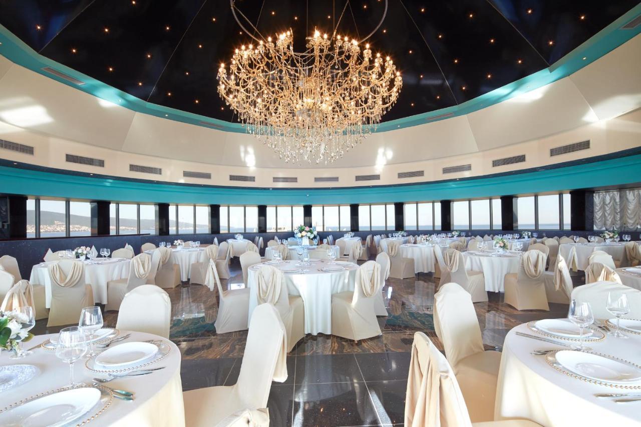 Planeta Hotel & Aquapark Free Beach Access Sunny Beach Exterior foto The ballroom
