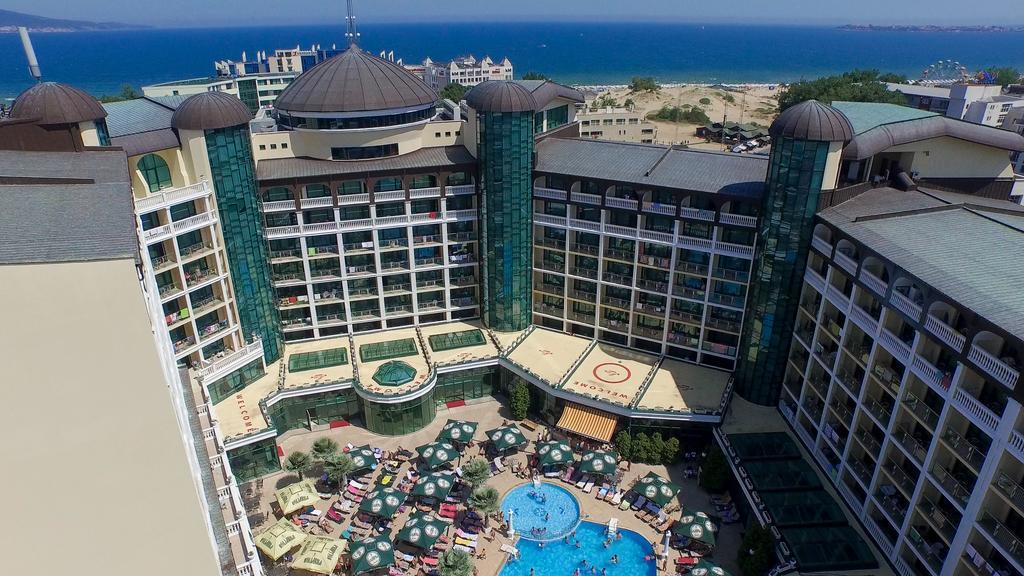 Planeta Hotel & Aquapark Free Beach Access Sunny Beach Exterior foto Royal Holiday Palace